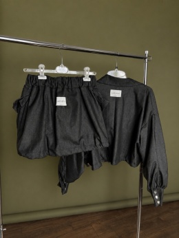 Spódnico-szorty COUTURE Noir od LAVESTINO
